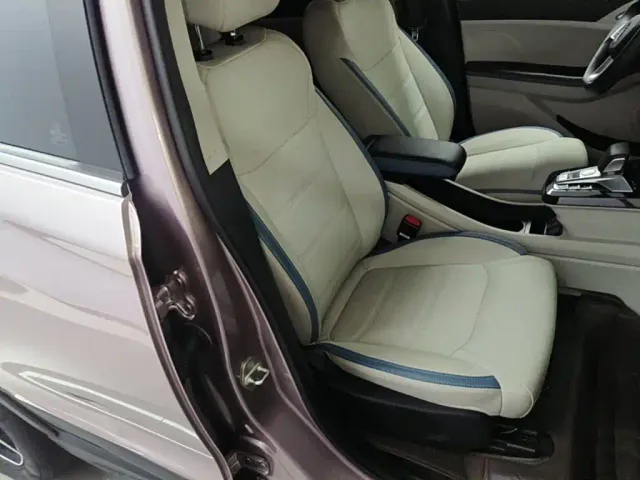 BYD Yuan Pro — Фото автомобиля 24