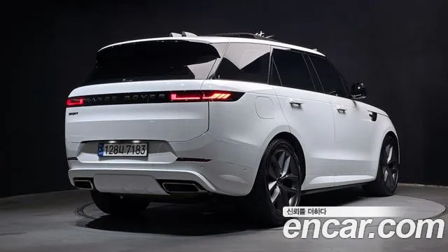 Land Rover Range Rover Sport 3rd Gen — Фото автомобиля 2