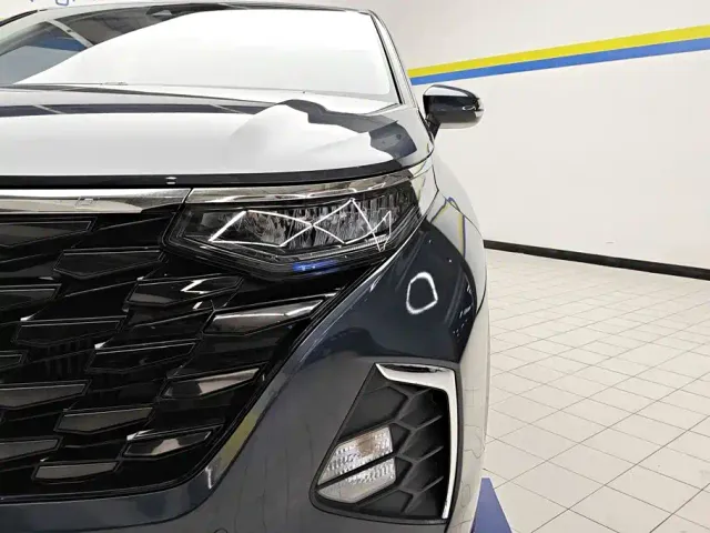 Hyundai Custo — Фото автомобиля 5