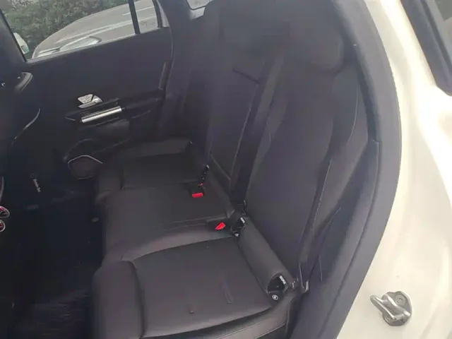 Mercedes-Benz GLA-Class — Фото автомобиля 16