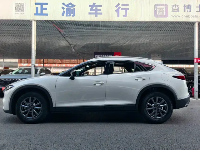 Mazda CX-4 — Фото автомобиля 5