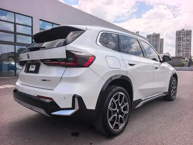 BMW X1 — Фото автомобиля 6