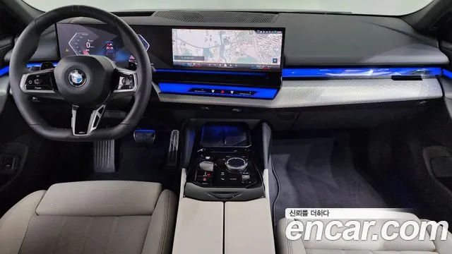 BMW 5 Series G60 — Фото автомобиля 10