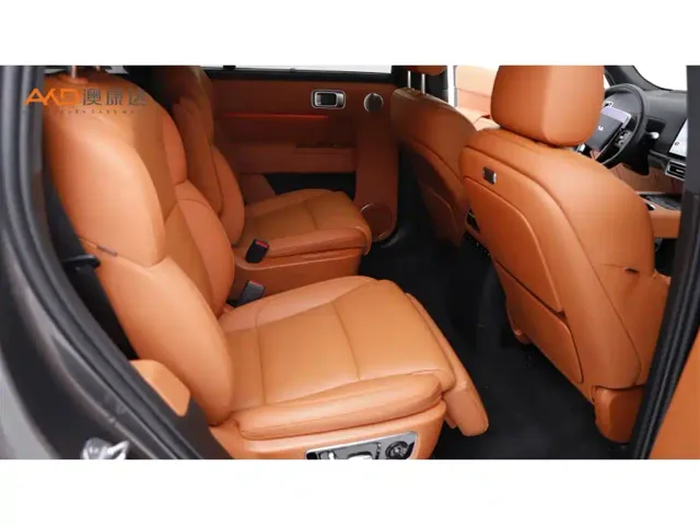 Li Auto L9 — Фото автомобиля 8