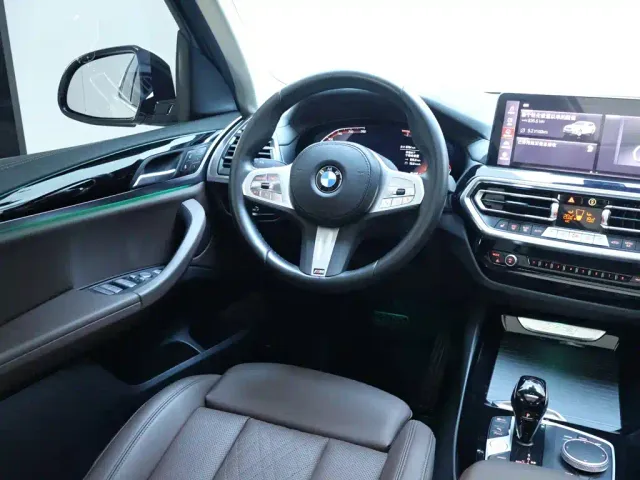 BMW X3 — Фото автомобиля 14