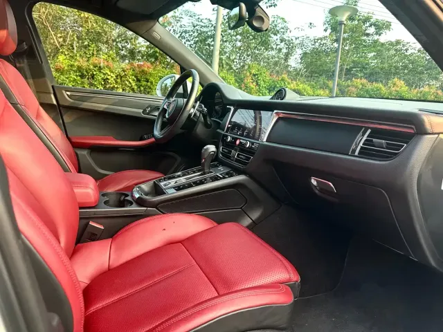 Porsche Macan — Фото автомобиля 14
