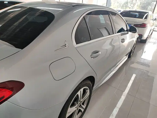 Mercedes-Benz C-Class — Фото автомобиля 6