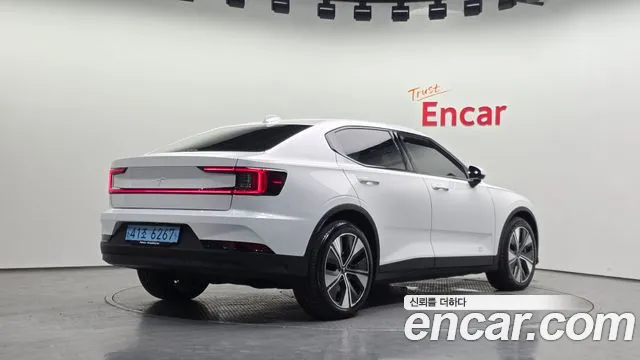 Polestar Polestar 2 — Фото автомобиля 2