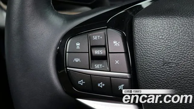 Ford Explorer Explorer 6 поколение 3.0 Platinum 4WD — Фото автомобиля 15