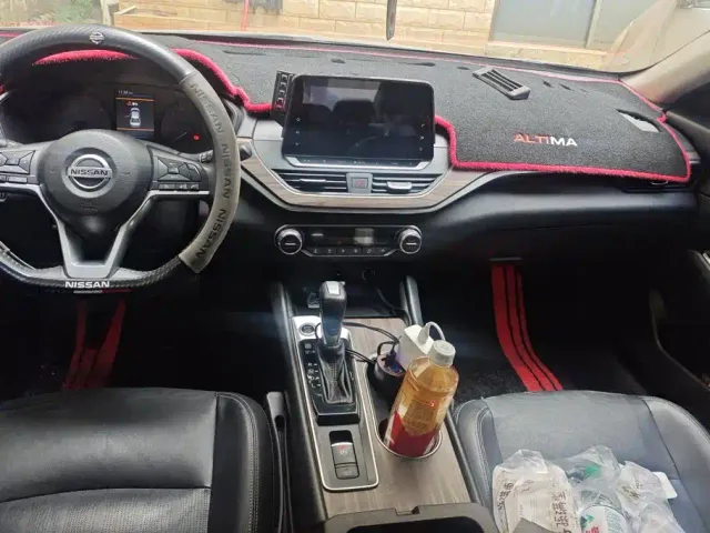 Nissan Teana — Фото автомобиля 12