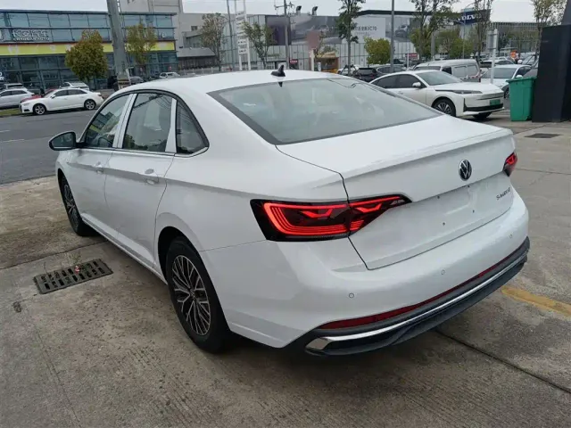 Volkswagen Sagitar — Фото автомобиля 4