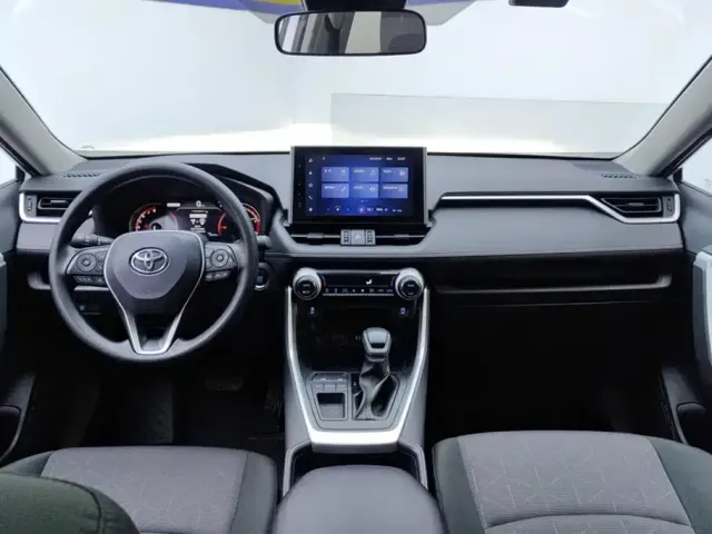 Toyota RAV4 — Фото автомобиля 12