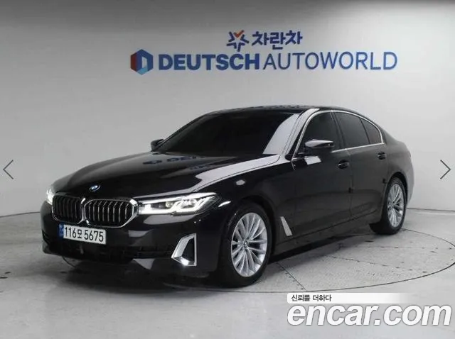 BMW 5-Series 5 серия (G30) 523d Luxury — Фото автомобиля 3