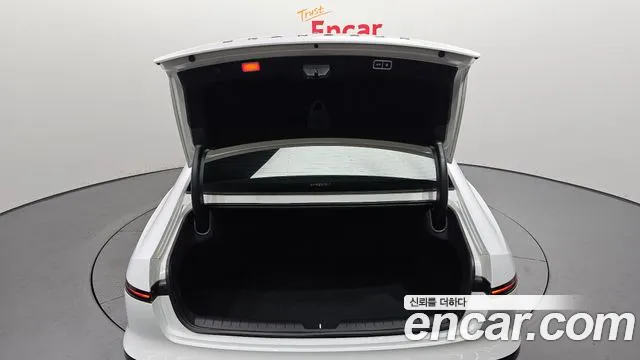 Hyundai Grandeur GN7 — Фото автомобиля 26