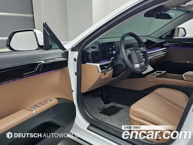 Hyundai Grandeur Grandeur (GN7) 2.5 Бензин 2WD — Фото автомобиля 11