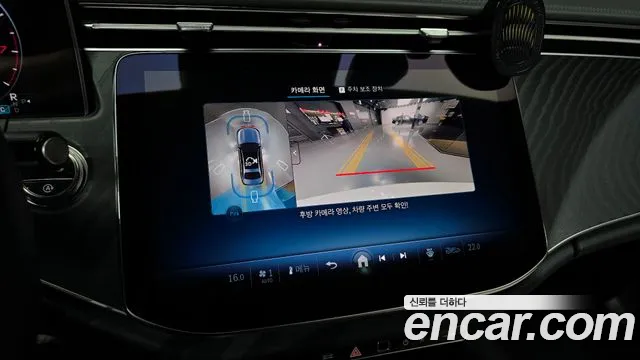 Mercedes-Benz E-Class — Фото автомобиля 14
