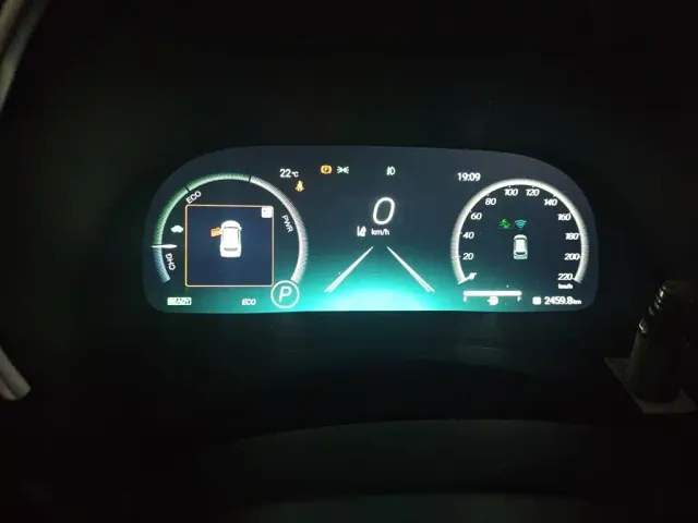 Toyota Highlander — Фото автомобиля 7
