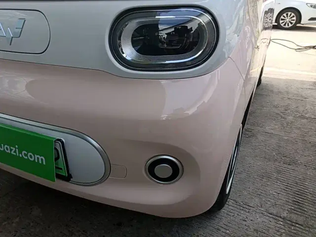 Wuling Hongguang Mini EV — Фото автомобиля 23
