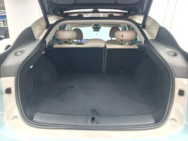 IM Motors LS6 — Фото автомобиля 13