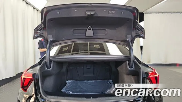 Kia K8 K8 Hybrid — Фото автомобиля 26