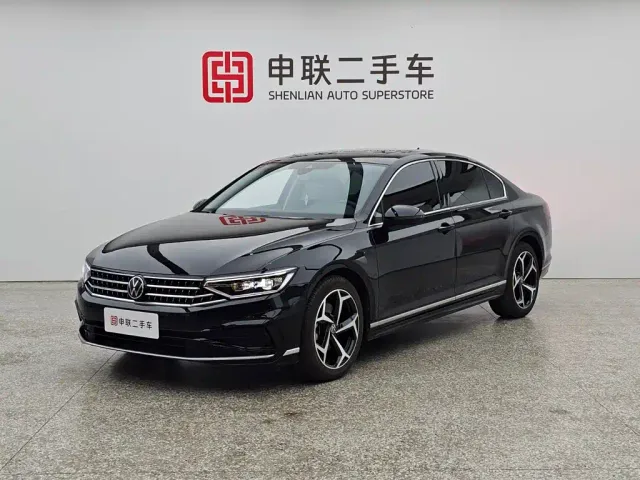 Фотография автомобиля — Volkswagen Magotan