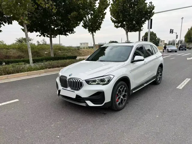 BMW X1 — Фото автомобиля 3