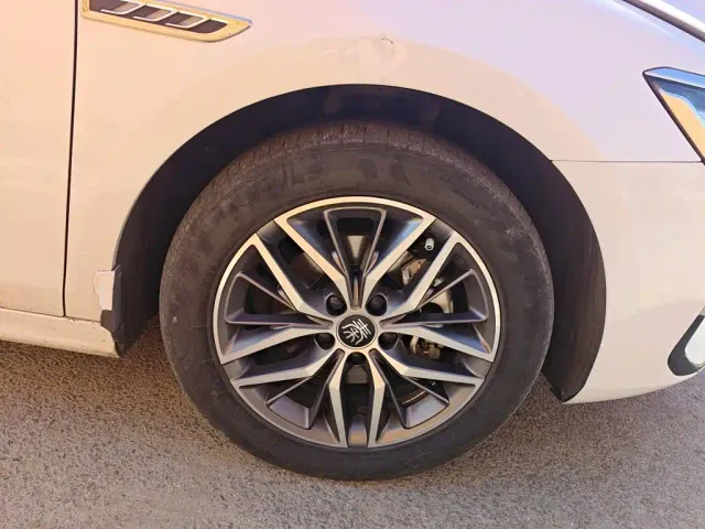 BYD Qin PLUS — Фото автомобиля 25