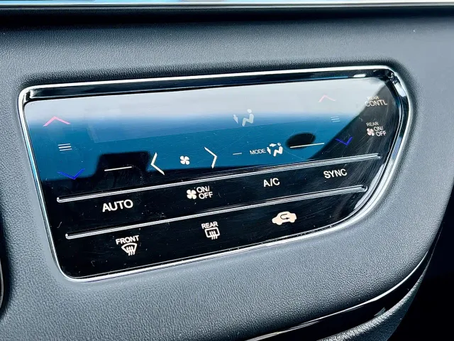 Honda Elysion — Фото автомобиля 15