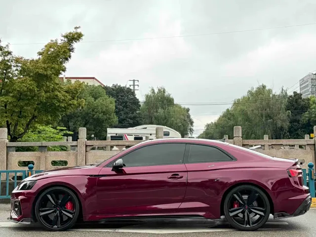 Audi RS 5 — Фото автомобиля 3