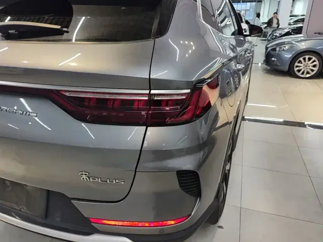 BYD Song PLUS — Фото автомобиля 7