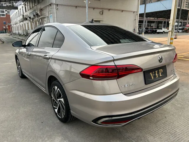 Volkswagen Bora — Фото автомобиля 6