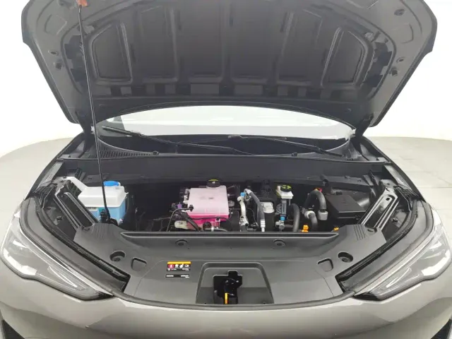 Geely Galaxy E5 — Фото автомобиля 6