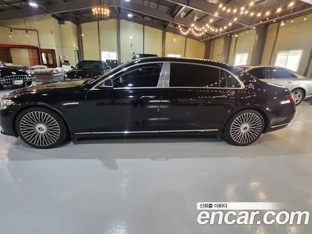 Mercedes-Benz S-Class — Фото автомобиля 5
