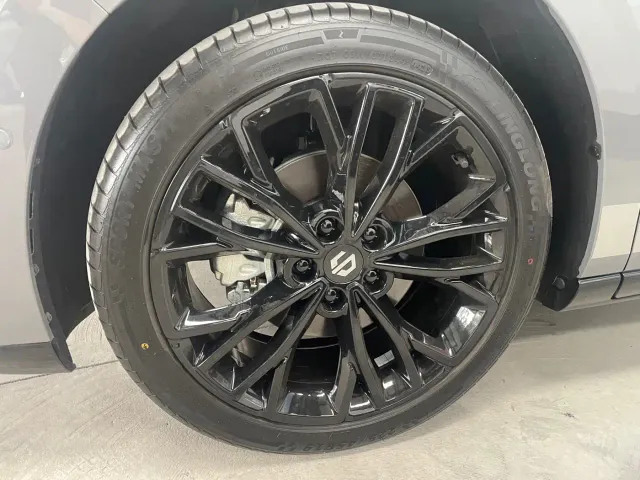 Leapmotor Lafa 5 — Фото автомобиля 16