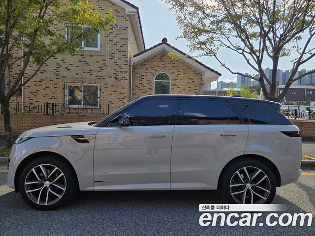 Land Rover Range Rover Sport — Фото автомобиля 2