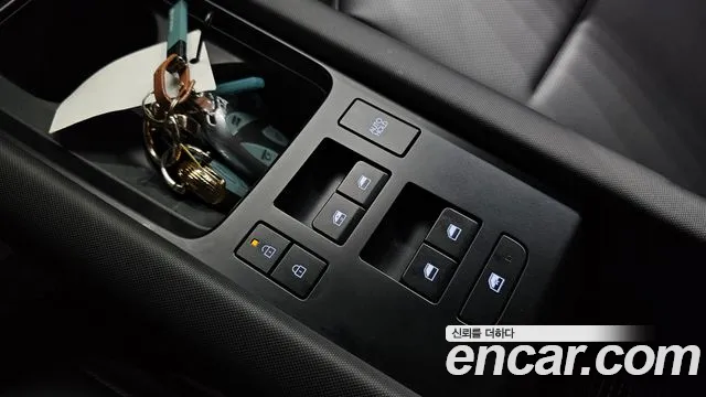 Hyundai Ioniq 6 — Фото автомобиля 24