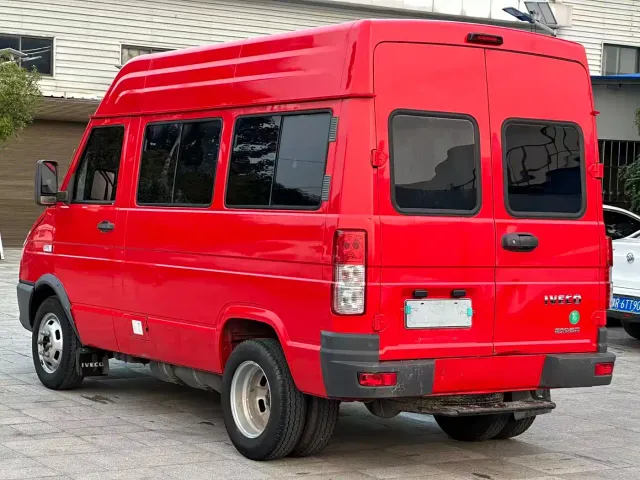 Iveco Daily — Фото автомобиля 7