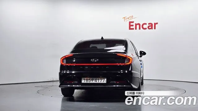 Hyundai Sonata — Фото автомобиля 4