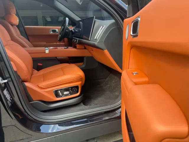 Li Auto L7 — Фото автомобиля 9
