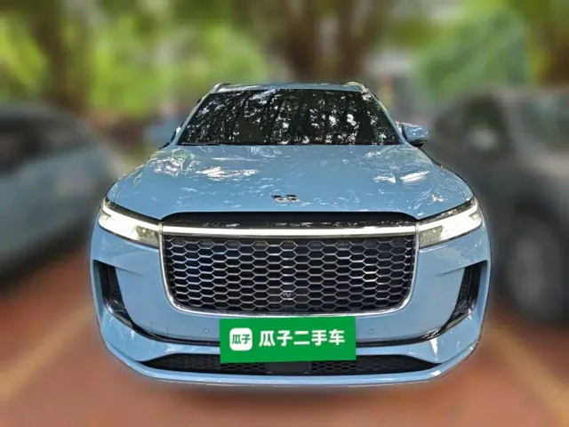 Li Auto ONE — Фото автомобиля 23