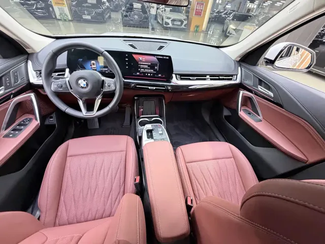 BMW X1 — Фото автомобиля 7