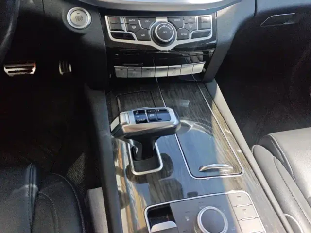 Haval H9 — Фото автомобиля 16