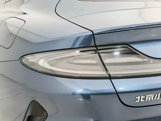Xiaomi SU7 — Фото автомобиля 15