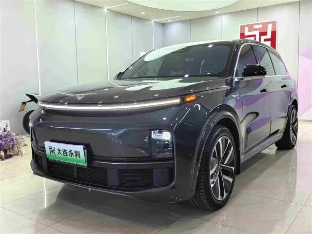 Фотография автомобиля — Li Auto L9