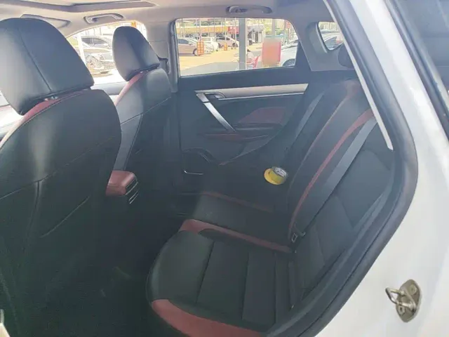 Geely Binyue — Фото автомобиля 16