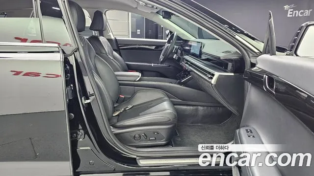 Hyundai Grandeur GN7 — Фото автомобиля 16