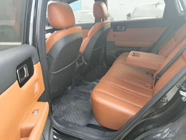 Wuling Starlight S — Фото автомобиля 16