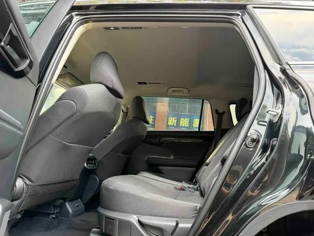 Toyota Highlander — Фото автомобиля 8