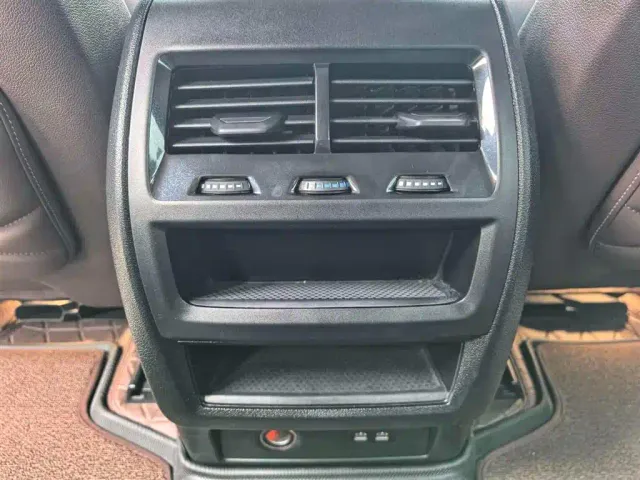 BMW X5 — Фото автомобиля 13