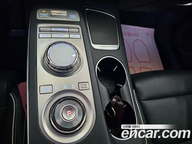 Genesis GV70 Electrified — Фото автомобиля 16